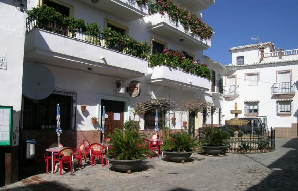 Maison en vente à Benamargosa