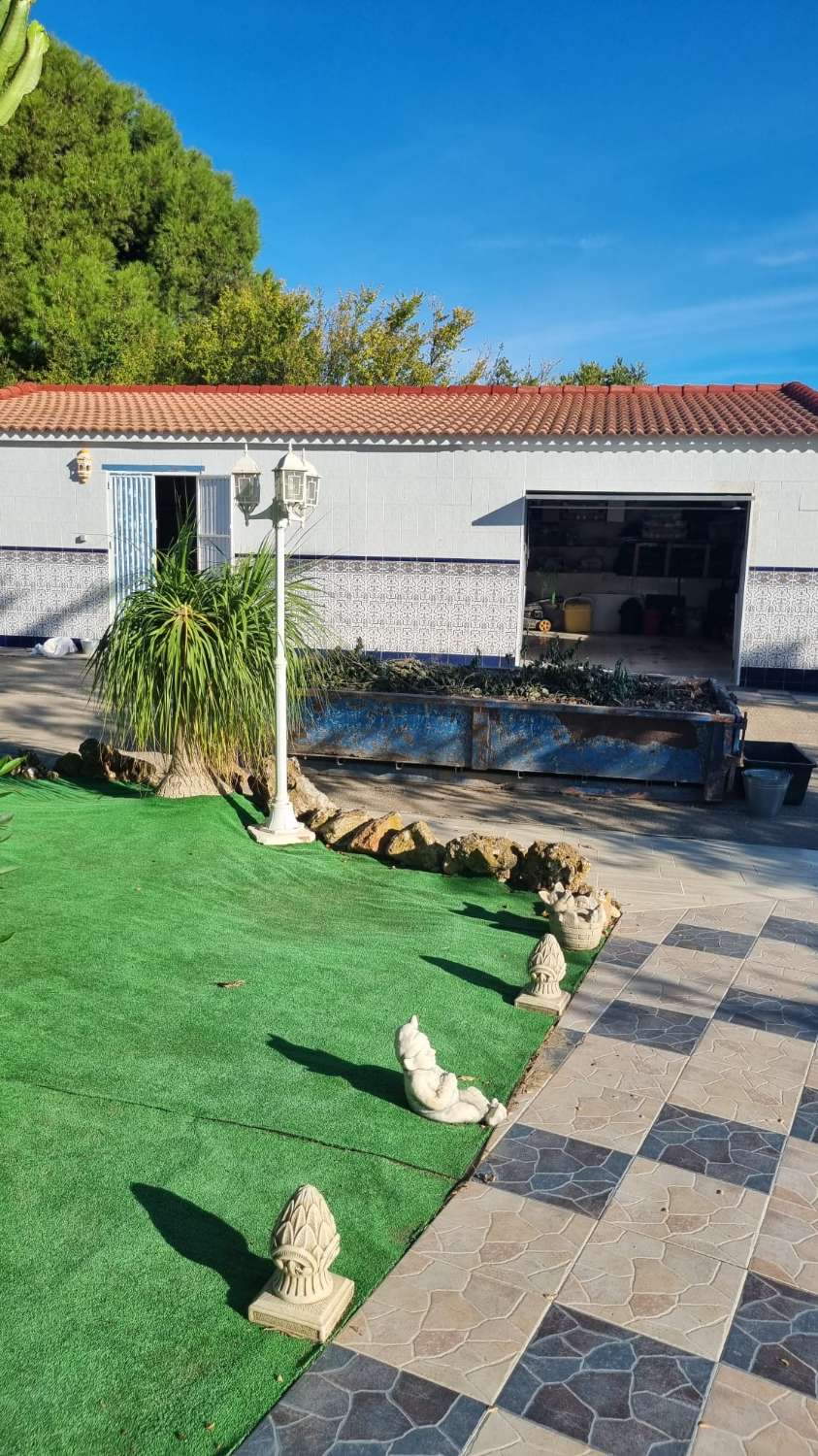 Se vende espectacular chalet en Alhaurín El Grande , Málaga