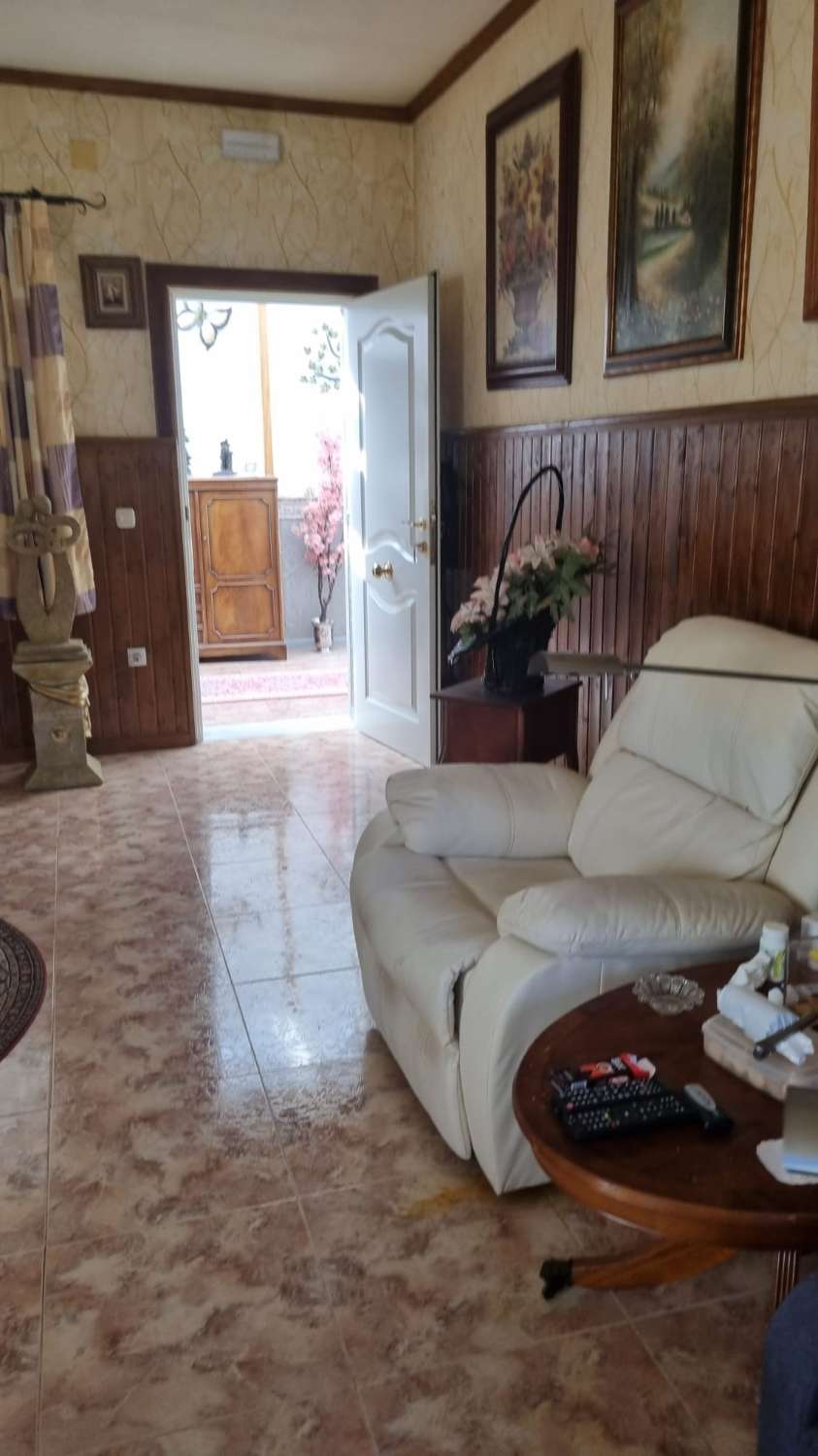 Se vende espectacular chalet en Alhaurín El Grande , Málaga