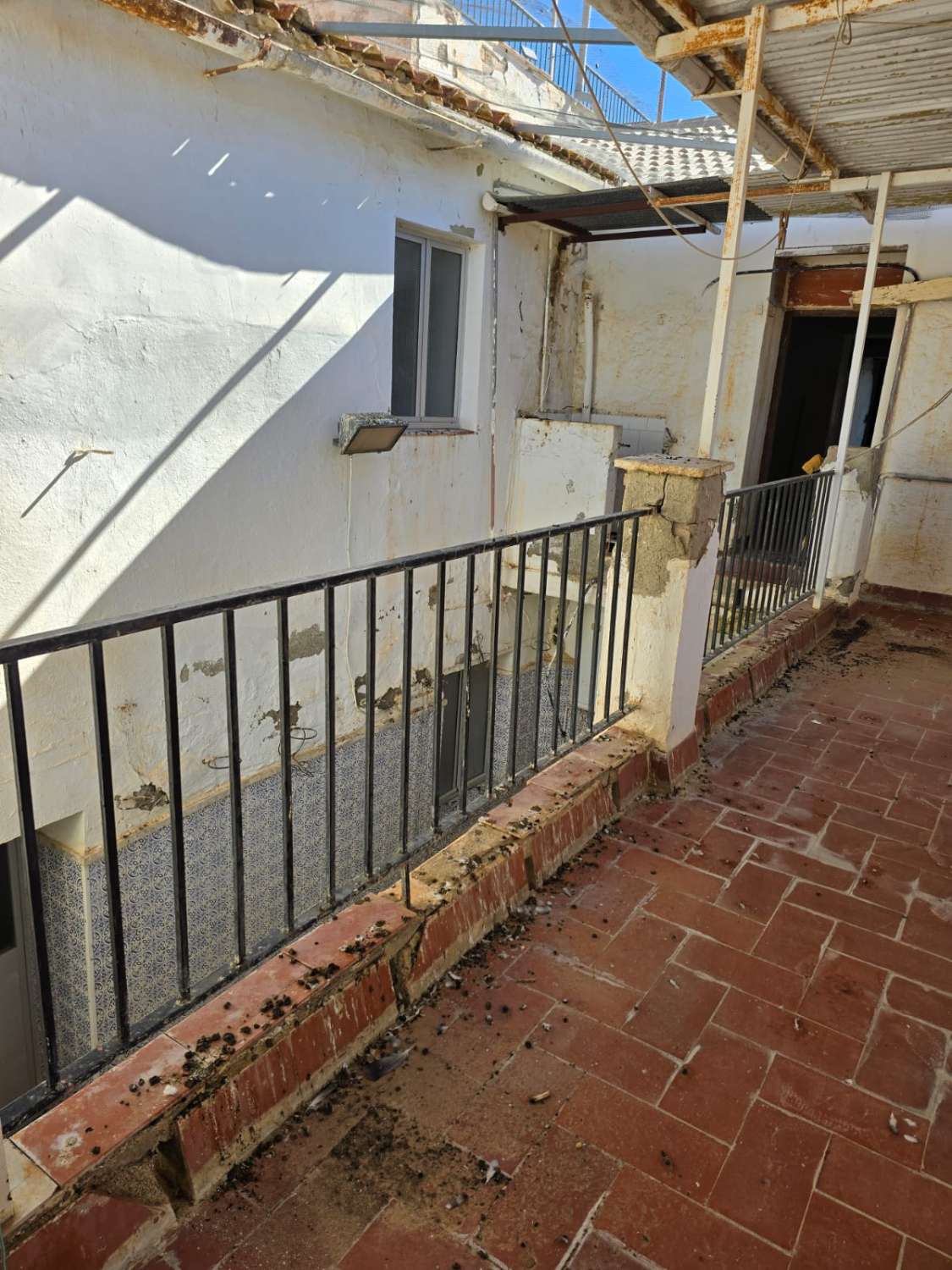 Maison en vente à Benamargosa